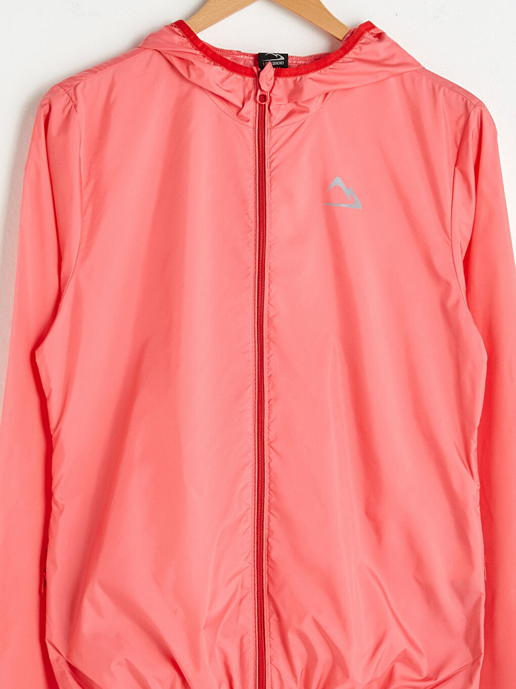 Pembe Kapüşonlu Reflektör Detaylı Çanta Olabilen Uzun Kollu Outdoor Kadın Yağmurluk-7