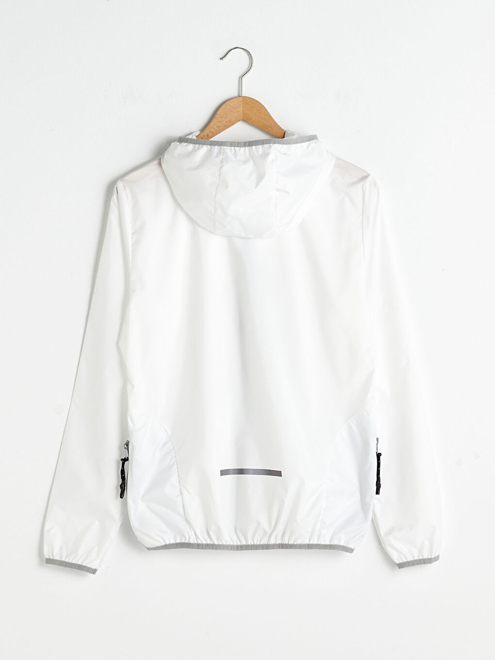 Beyaz Kapüşonlu Reflektör Detaylı Çanta Olabilen Uzun Kollu Outdoor Kadın Yağmurluk-7