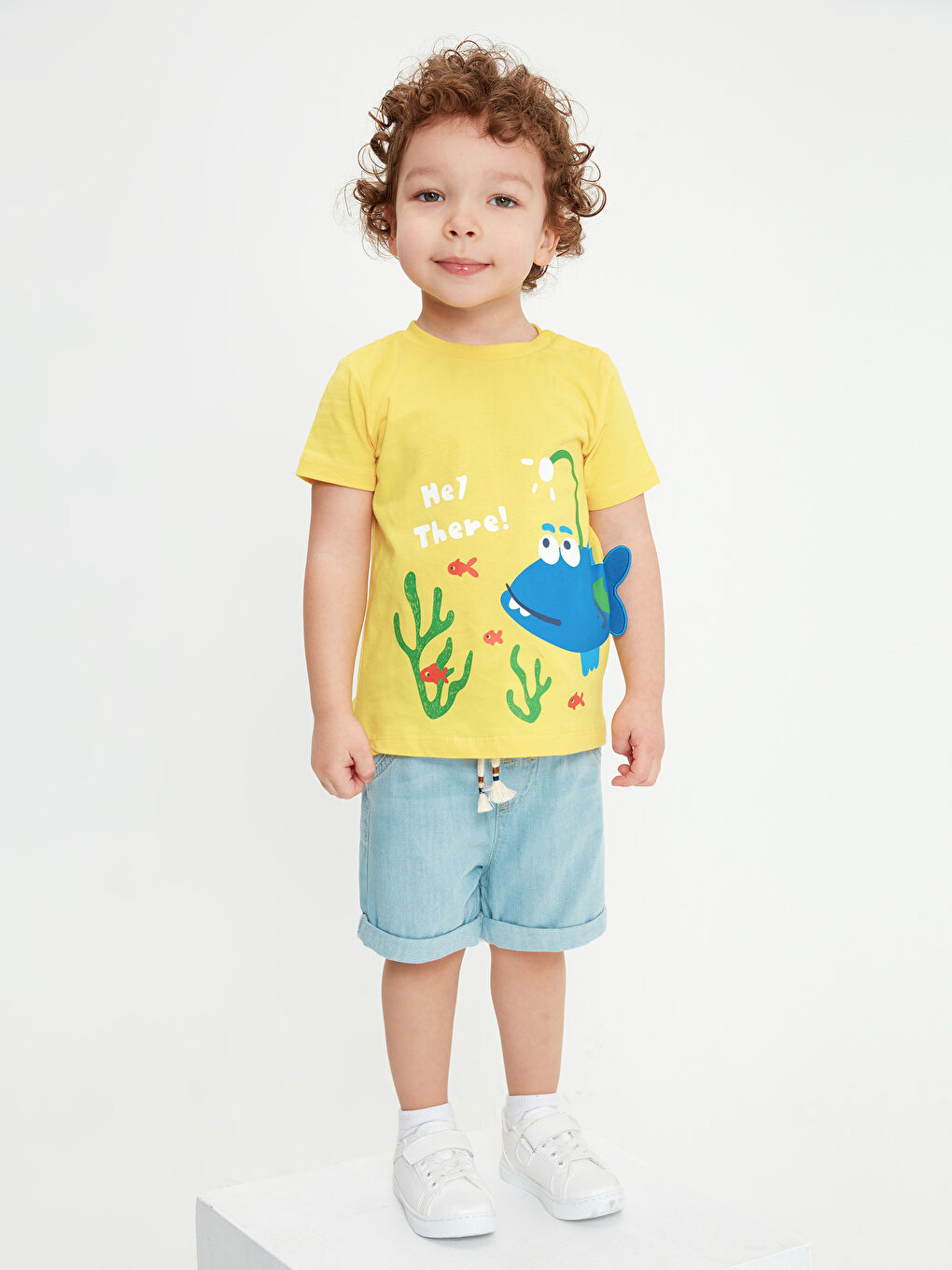 LC Waikiki Elasticated Waist Basic Baby Boys' Denim Shorts -S1GJ11Z1-311
