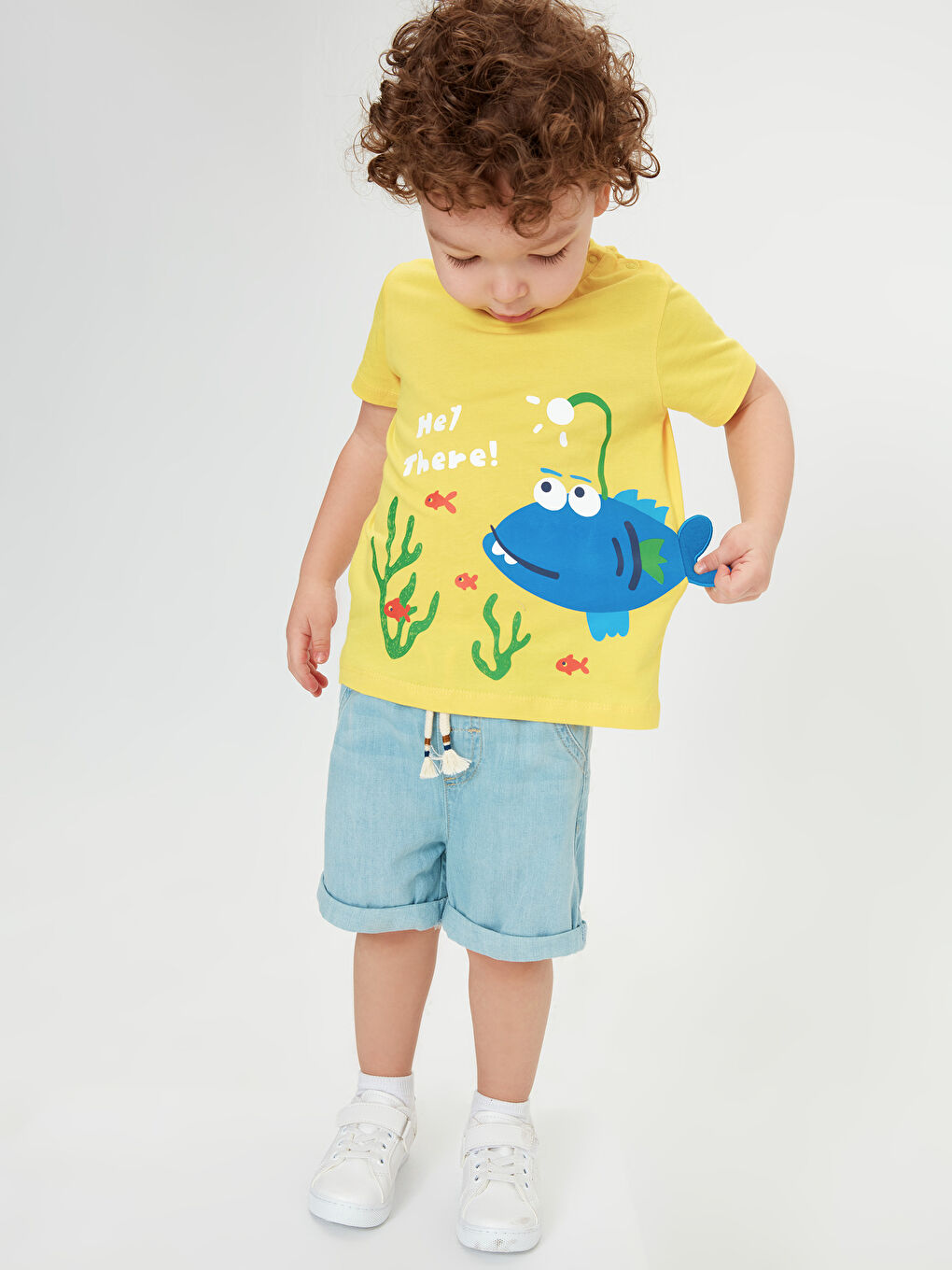 LC Waikiki Elasticated Waist Basic Baby Boys' Denim Shorts -S1GJ11Z1-311