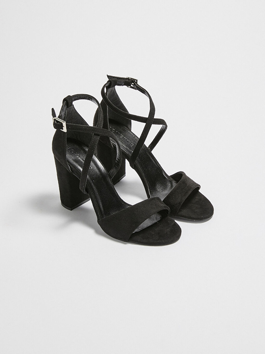 Туфли на высоком каблуке из замши с перекрестными ремешками для женщин