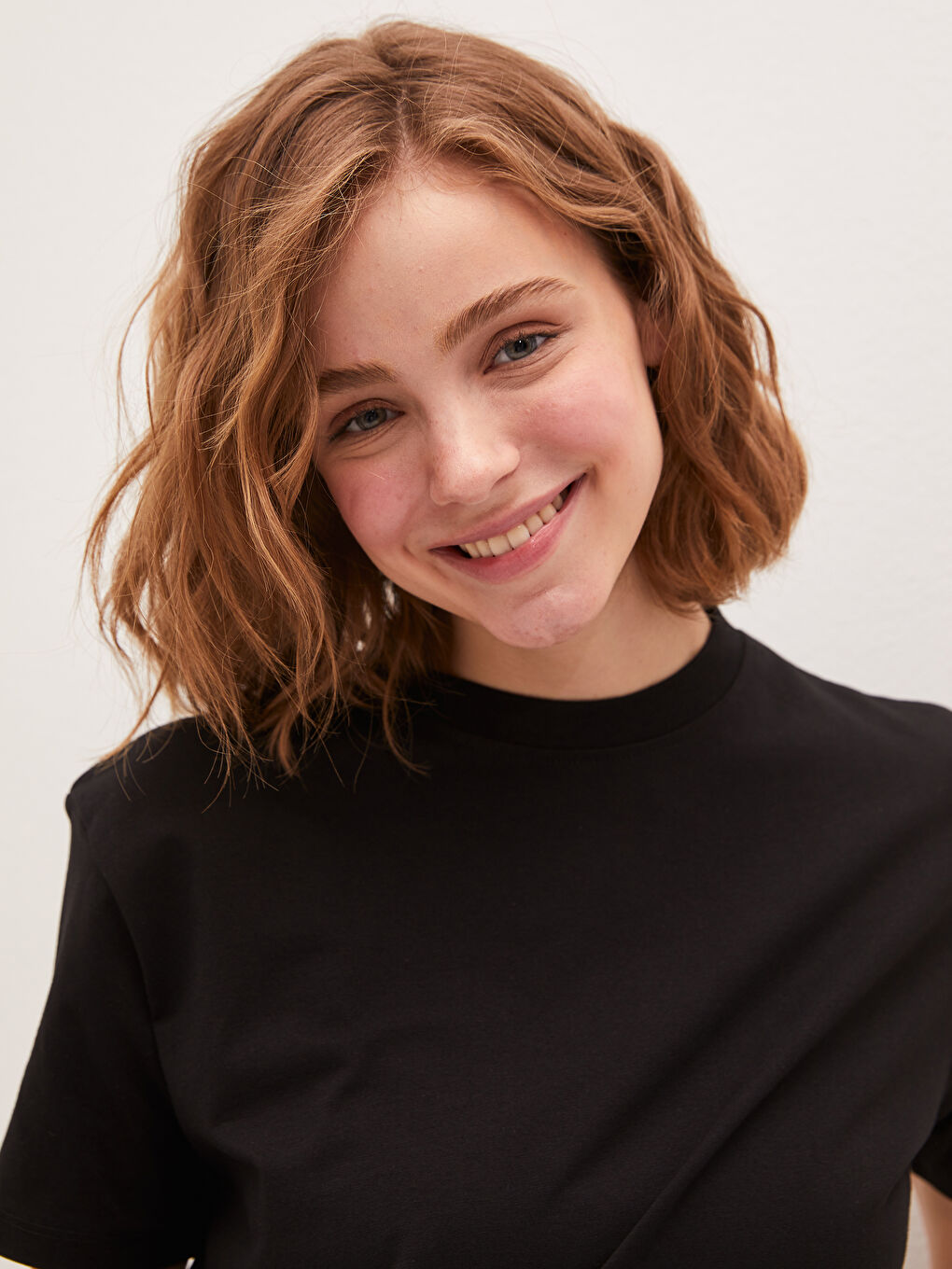 Bisiklet Yaka Düz Kısa Kollu Kadın Tunik-2