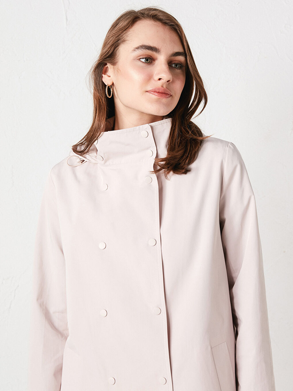 Bej Kapüşonlu Düz Uzun Kollu İnce Kadın Mont-3