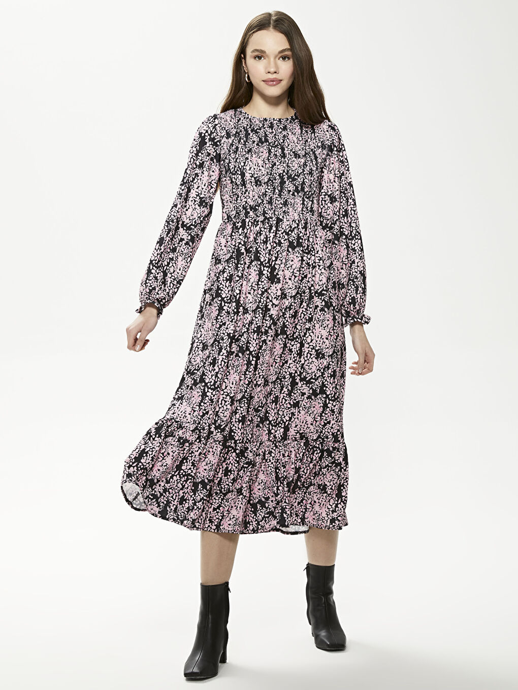 Siyah Bisiklet Yaka Desenli Uzun Kollu Kadın Elbise