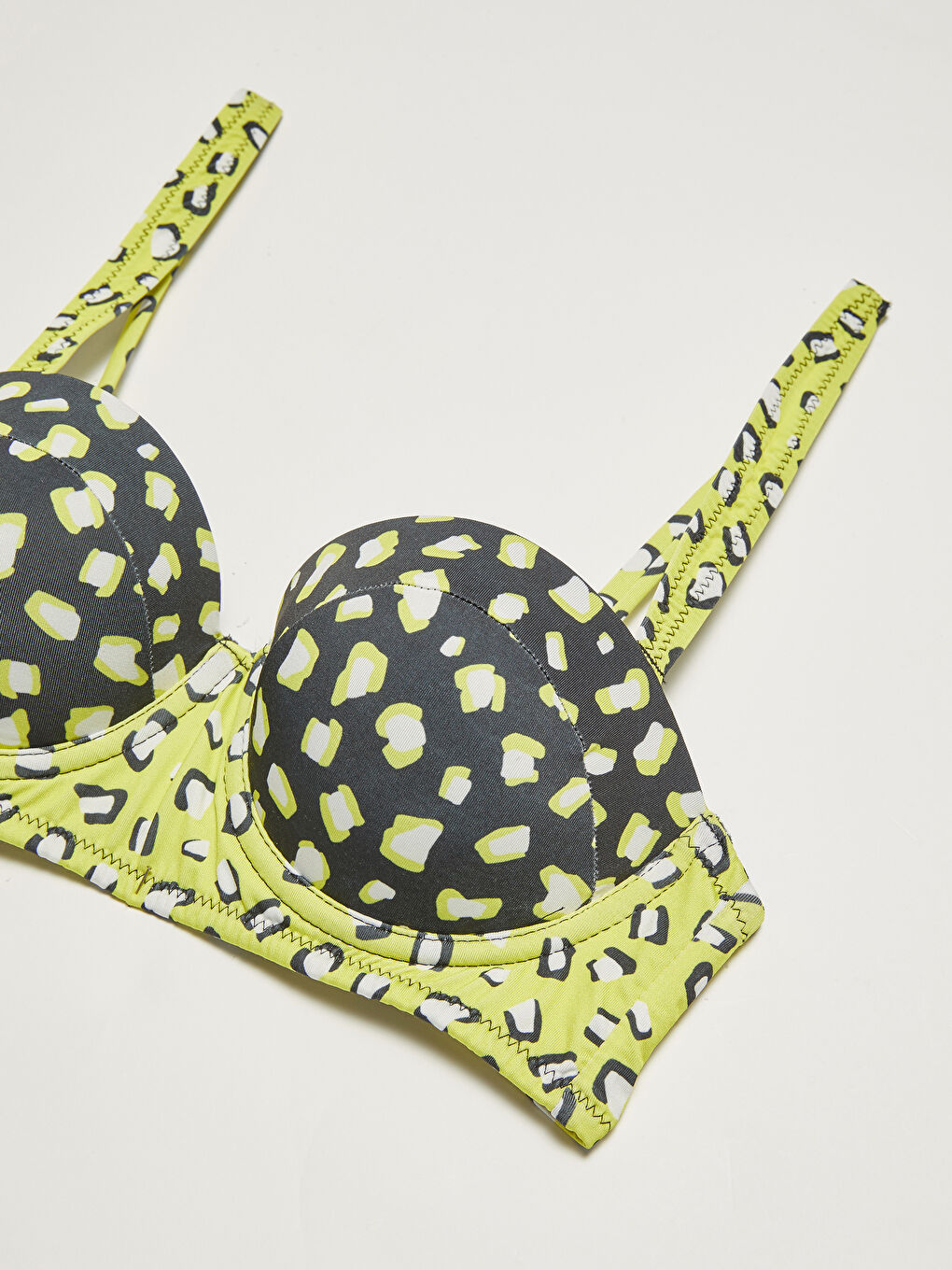Patterned Raschel Fabric Women's Bikini Top -S1GL05Z8-CVL