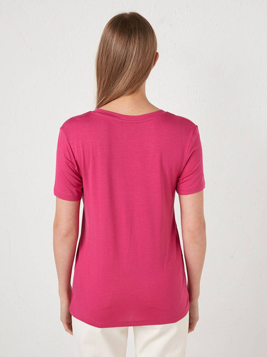 Fuşya V Yaka Düz Kısa Kollu Kadın Tişört-5