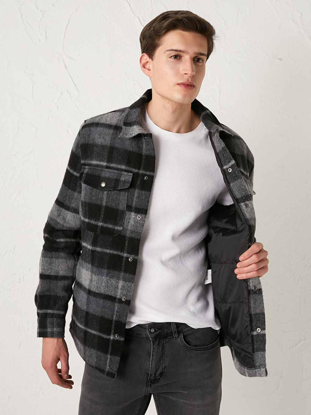 Siyah Regular Fit Uzun Kollu Ekose Kaşe Erkek Gömlek Ceket-1