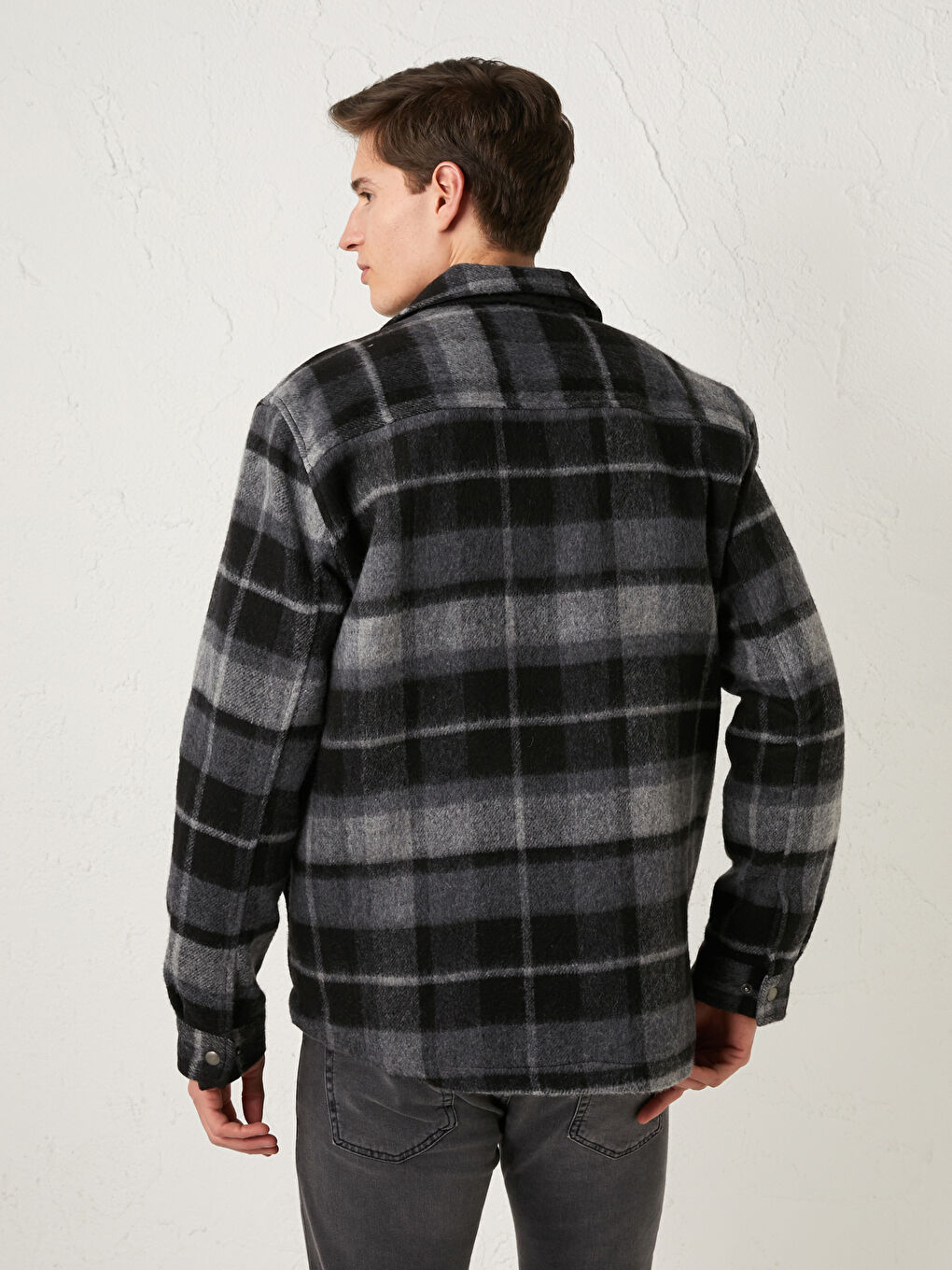 Siyah Regular Fit Uzun Kollu Ekose Kaşe Erkek Gömlek Ceket-4