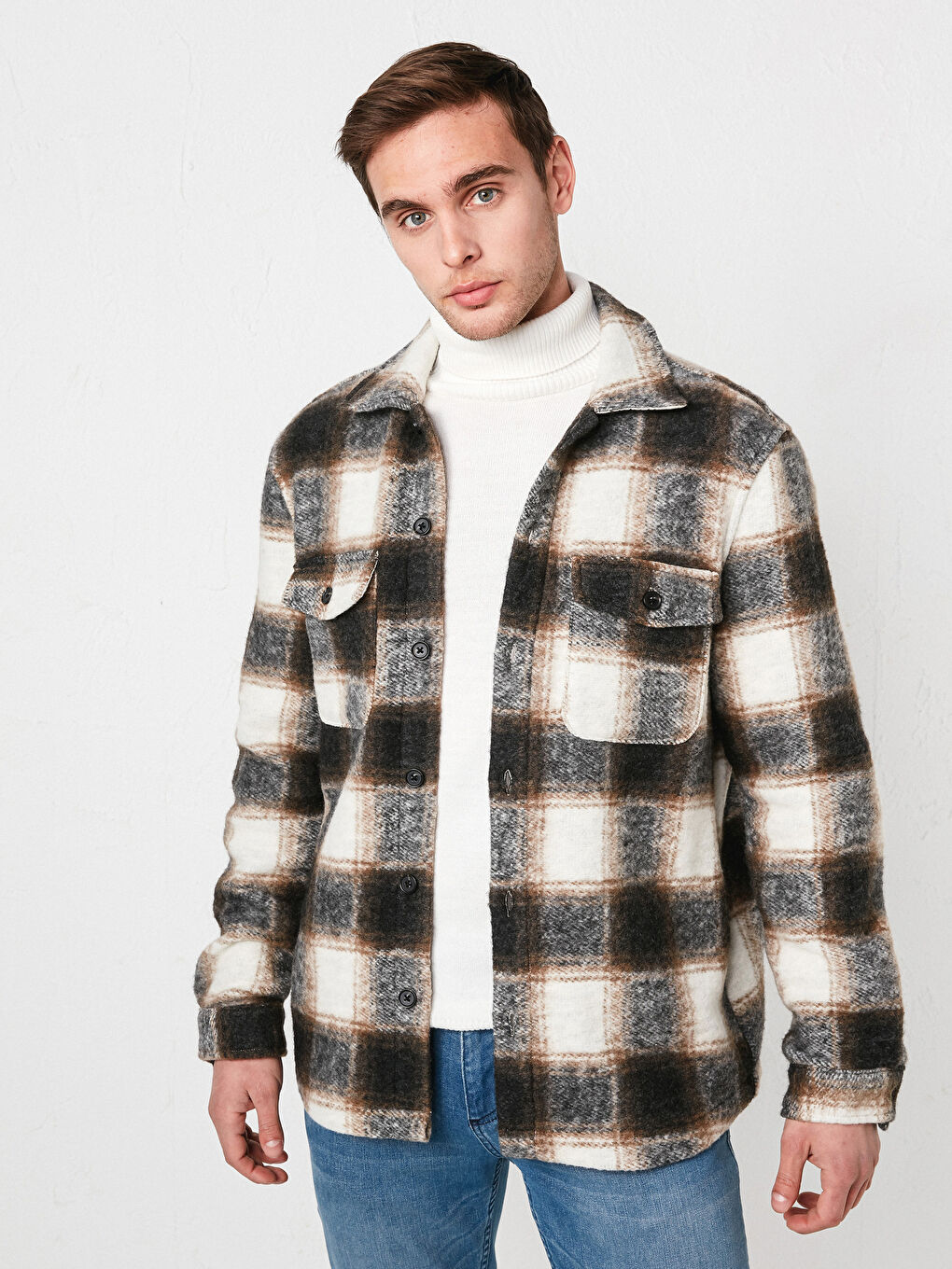 Bej Standart Kalıp Gömlek Yaka Ekose Kaşe Erkek Mont