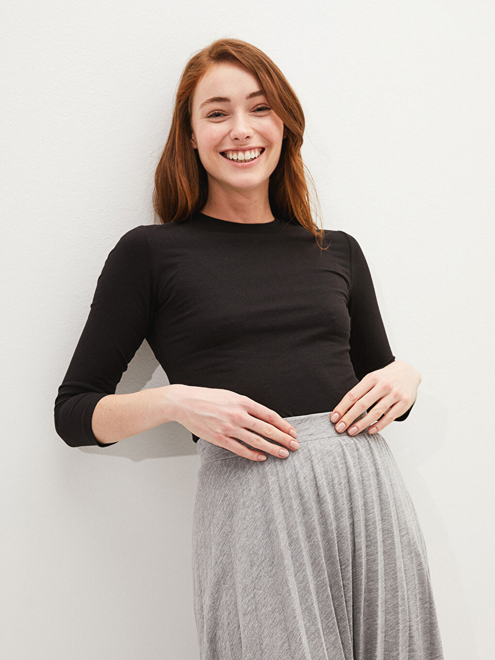 Women's Crew Neck Plain T-Shirt