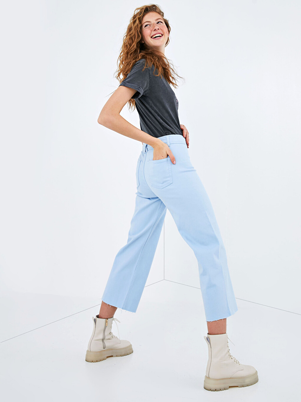Wide Leg Women's Jeans-2