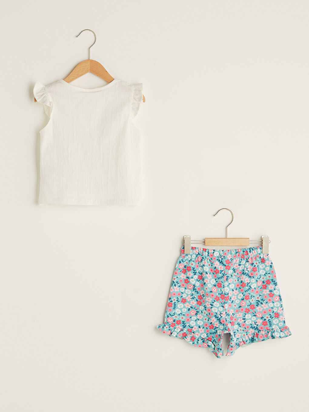 Ekru Bisiklet Yaka Baskılı Kız Bebek Tişört Şort ve Saç Bandı 3'lü Takım-1