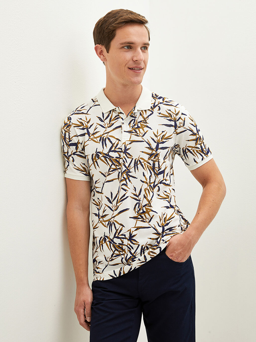 Ekru Polo Yaka Kısa Kollu Desenli Pike Erkek Tişört-4