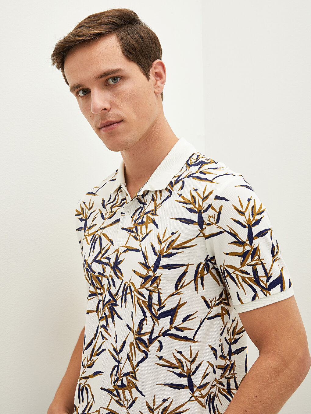 Ekru Polo Yaka Kısa Kollu Desenli Pike Erkek Tişört