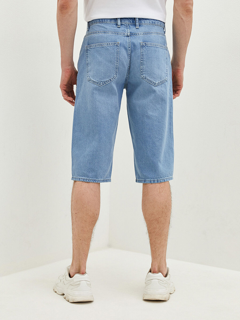 İndigo Standart Kalıp Bermuda Erkek Jean Şort-3