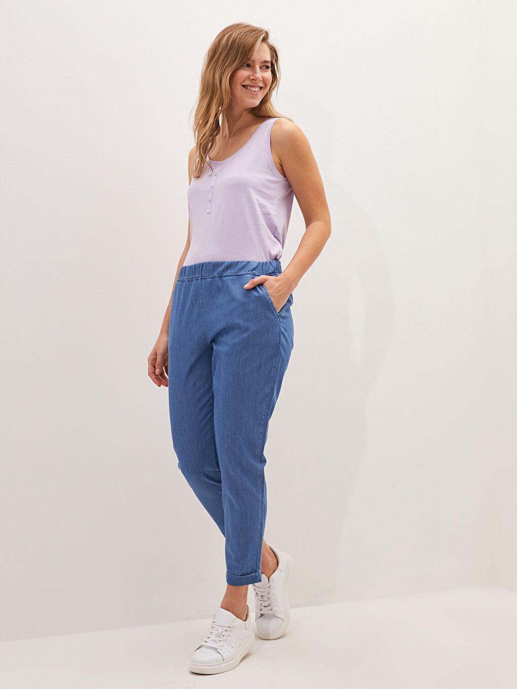 Elastic Waist Wide Fit Harem Women Jean Trousers-1