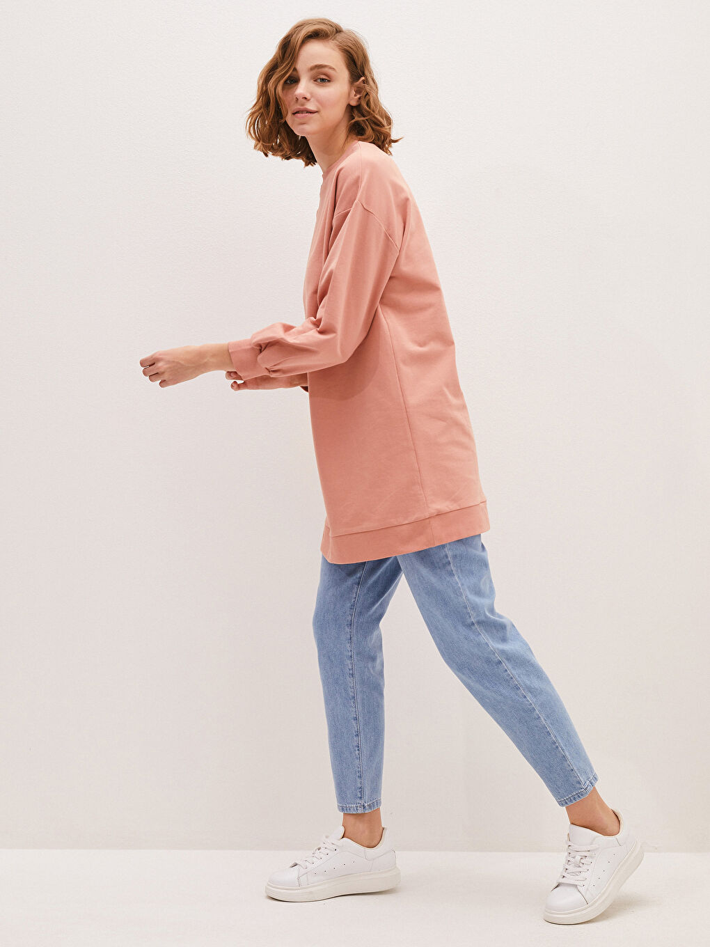 İndigo Beli Lastikli Bol Fit Cep Detaylı Harem Kadın Jean Pantolon-2