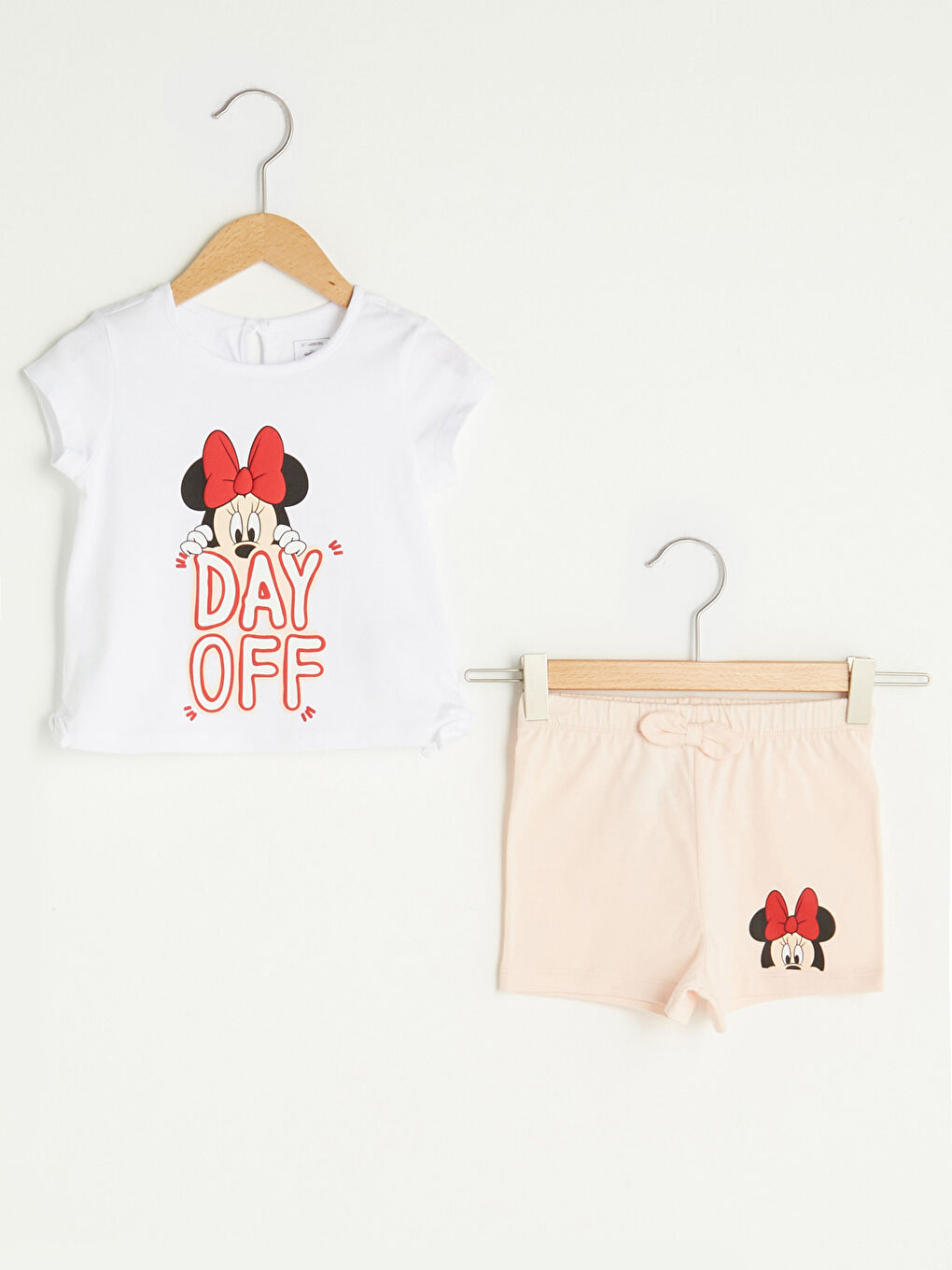 Ensemble T-Shirt et Short Bébé Fille en Coton Imprimé Mickey Mouse à Manches Courtes et Col Rond