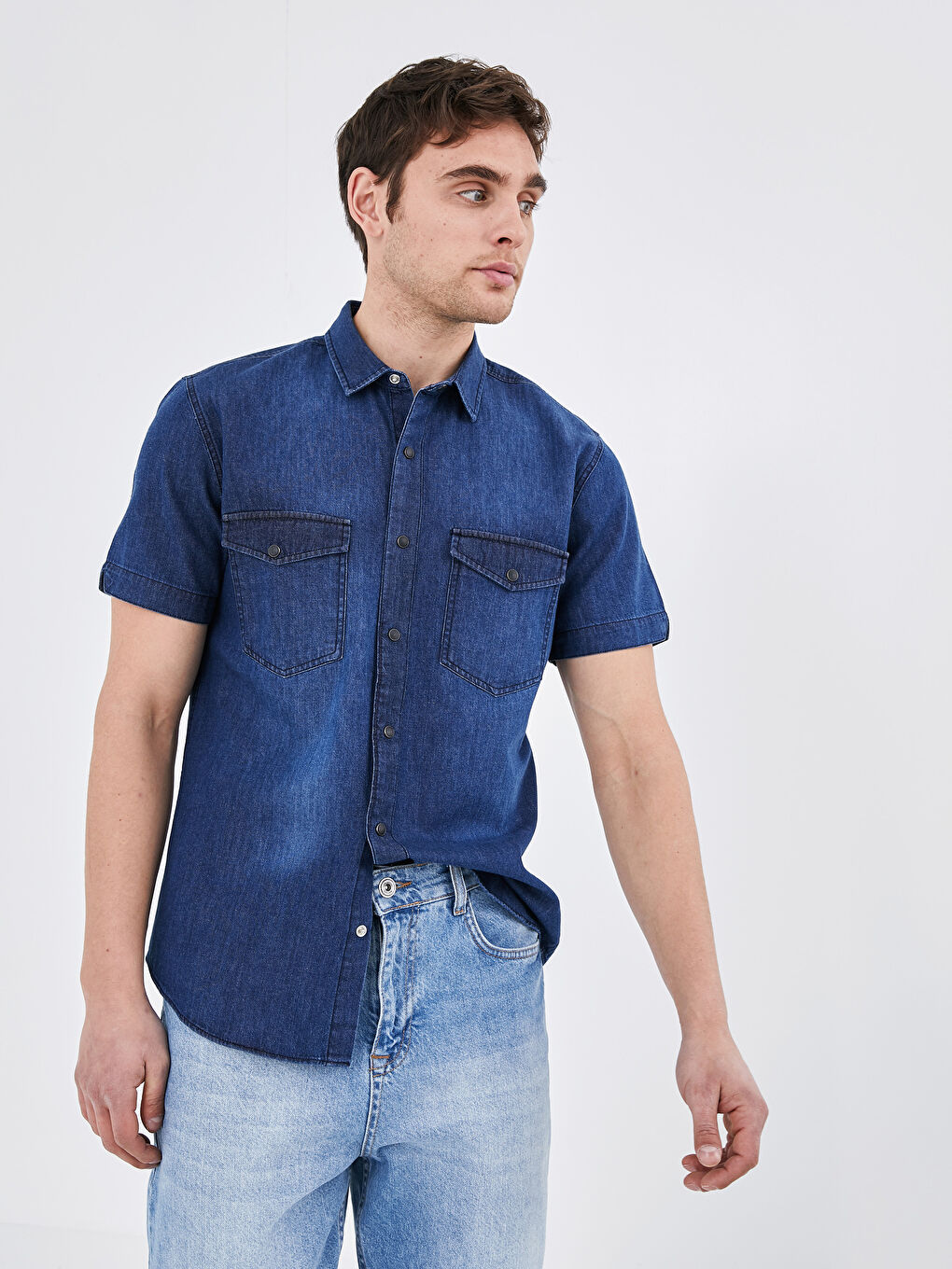 Slim Fit Short Sleeve Men Jean Shirt-1