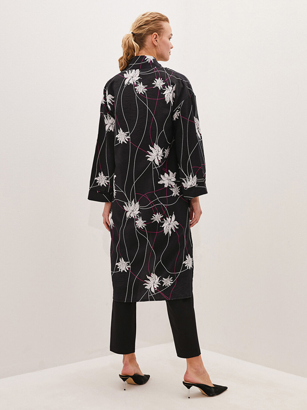 LCW Modest Siyah Desenli Oversize Kadın İnce Kimono - 3