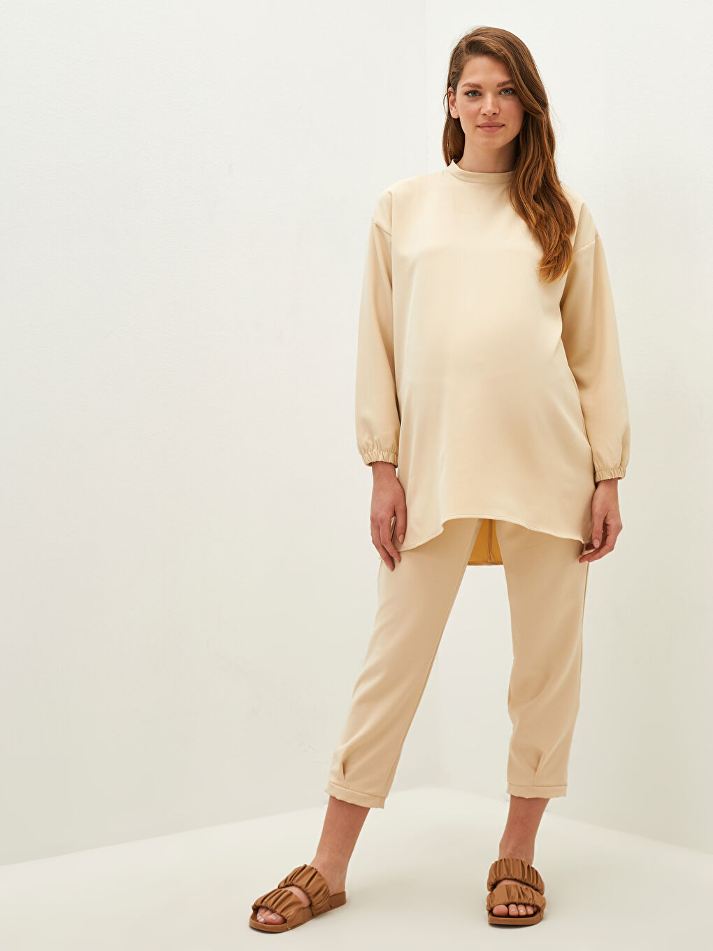 LCWAIKIKI Maternity Bej Beli Lastikli Düz Havuç Kesim Hamile Pantolon - 4