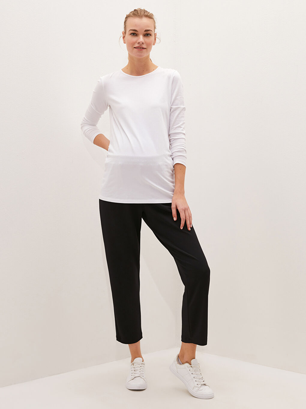 Siyah Beli Lastikli Düz Cep Detaylı Hamile Pantolon-2