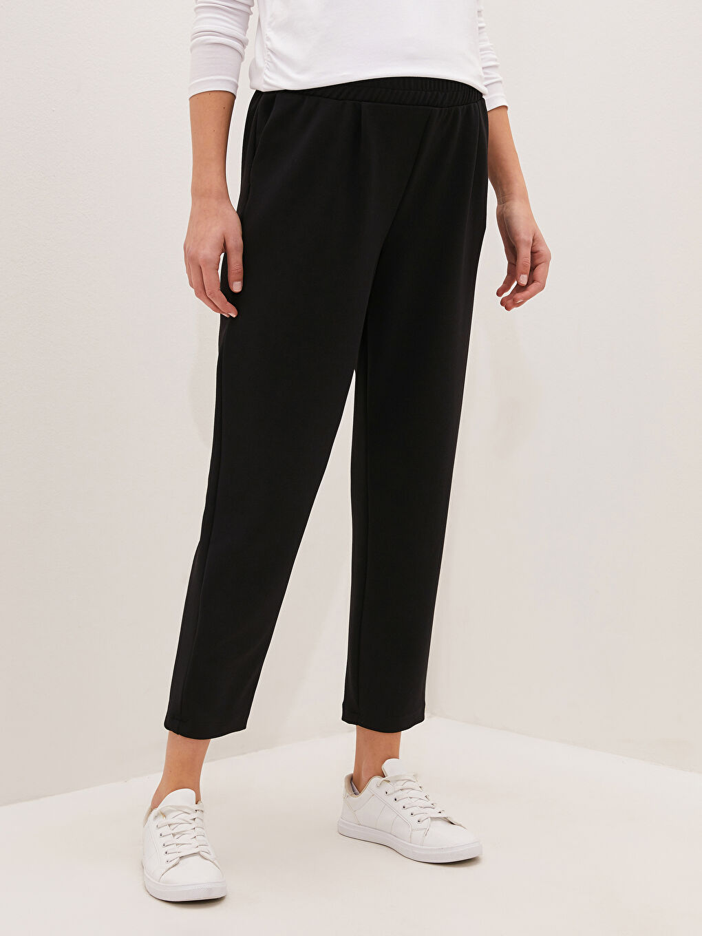 Siyah Beli Lastikli Düz Cep Detaylı Hamile Pantolon-5