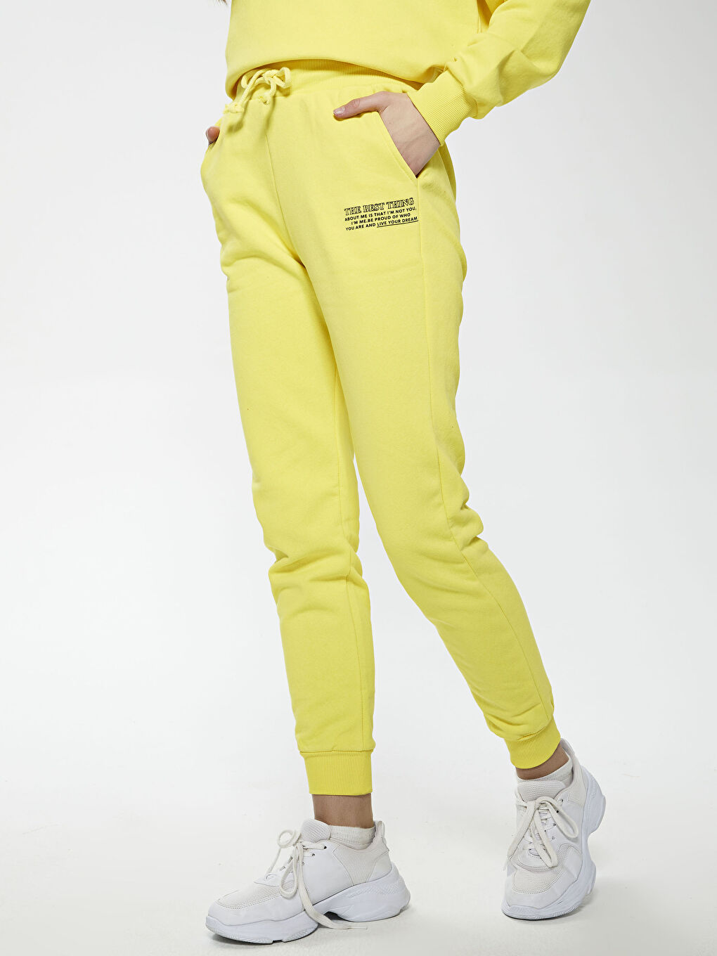 بنطلون رياضي تخين مطبوع بخصر مطاطي للسيدات-2