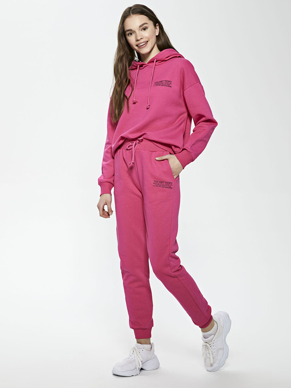 بنطلون رياضي تخين مطبوع بخصر مطاطي للسيدات