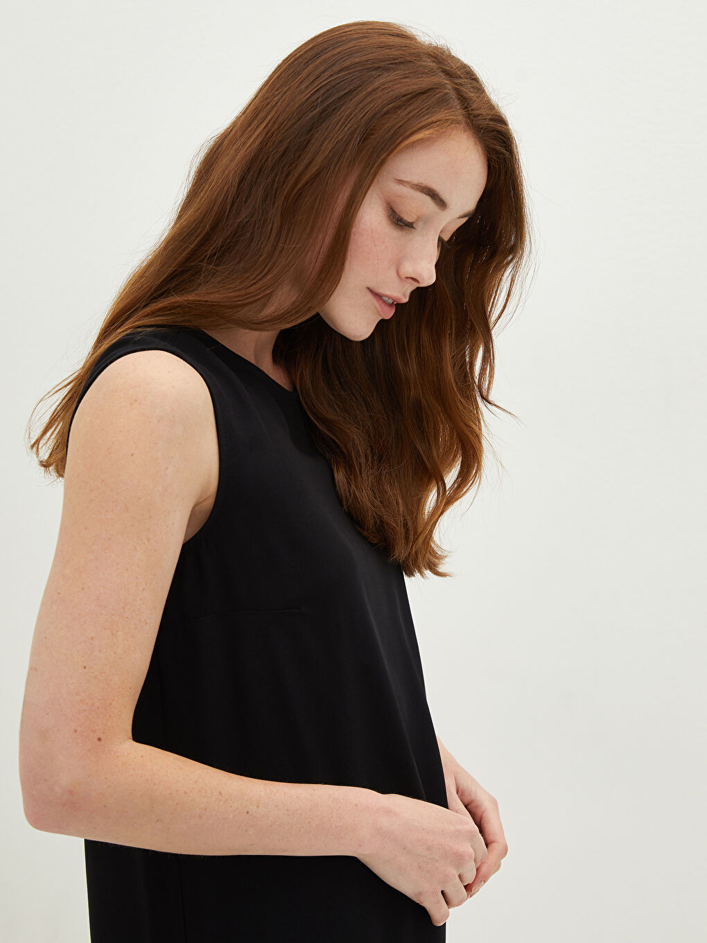 Tunică fără mâneci dreaptă cu guler rotund din material Belmando pentru Femei-2