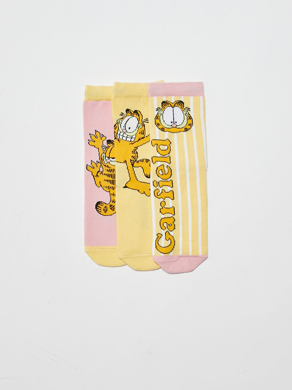 LCW Kids Κοριτσίστικες Κάλτσες Garfield Με Σχέδιο 3 Τεμάχια -S1GR32Z4-J5P