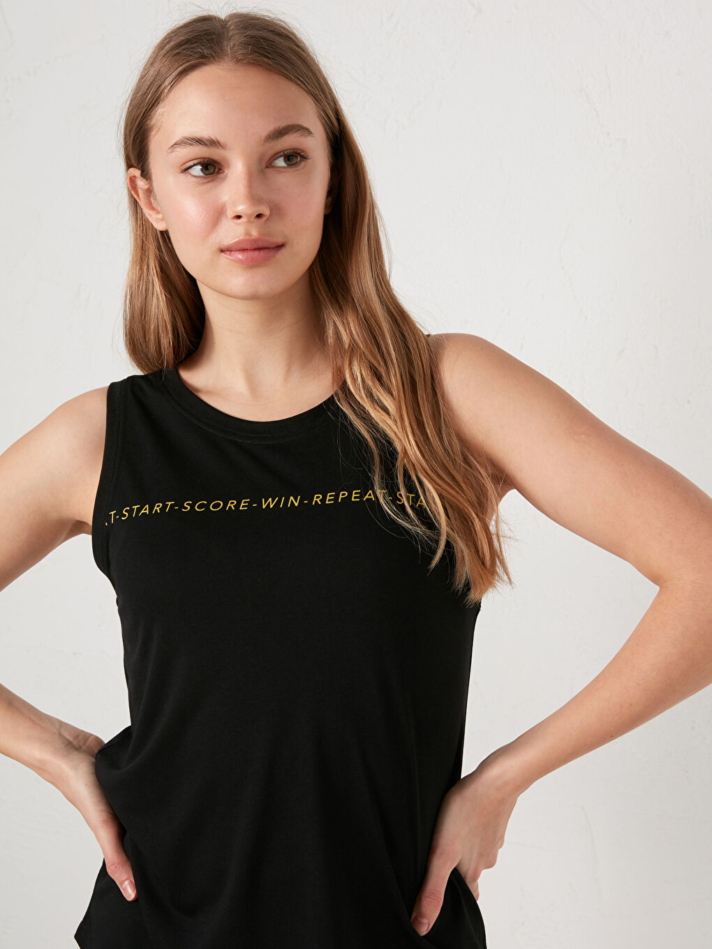 Siyah Kadın Bisiklet Yaka Baskılı Kolsuz Spor Atlet-5