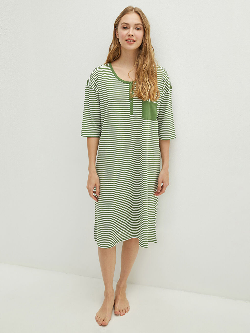 Crew Neck Striped Pocket Detailed Cotton Nightgown-3