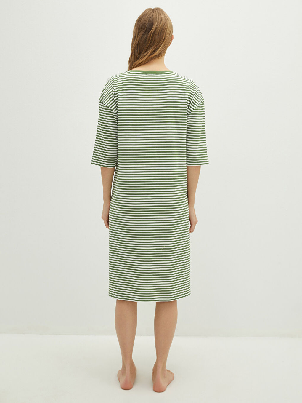 Crew Neck Striped Pocket Detailed Cotton Nightgown-4