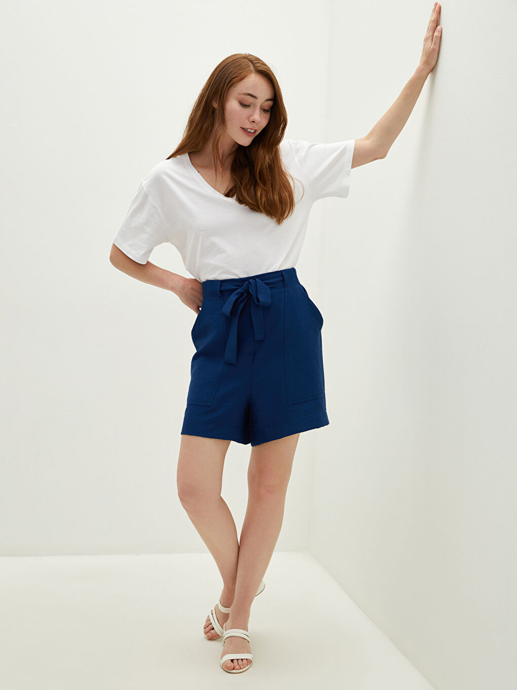 Women's Bermuda Shorts With Elastic Waist Belt Detailed Pockets-2