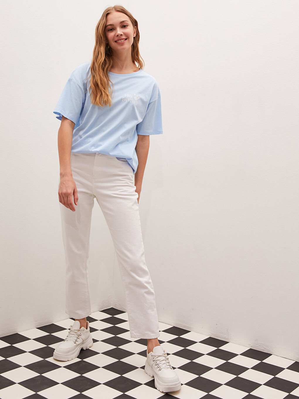 Lila Bisiklet Yaka Pembe Panter Baskılı Kısa Kollu Kadın Tişört-5