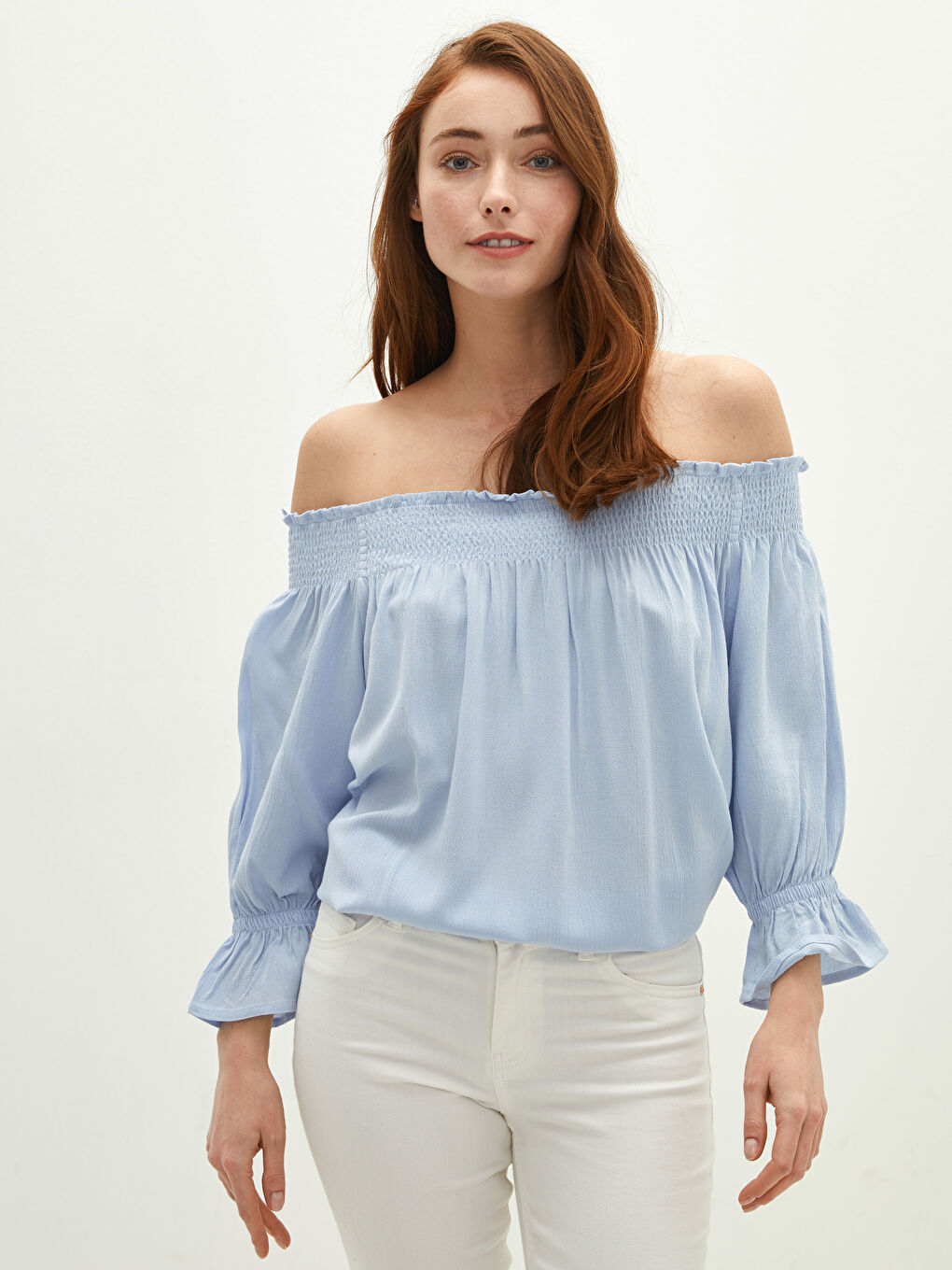 Блуза за жени с лодка деколте, права кройка и набръчкан плат-1