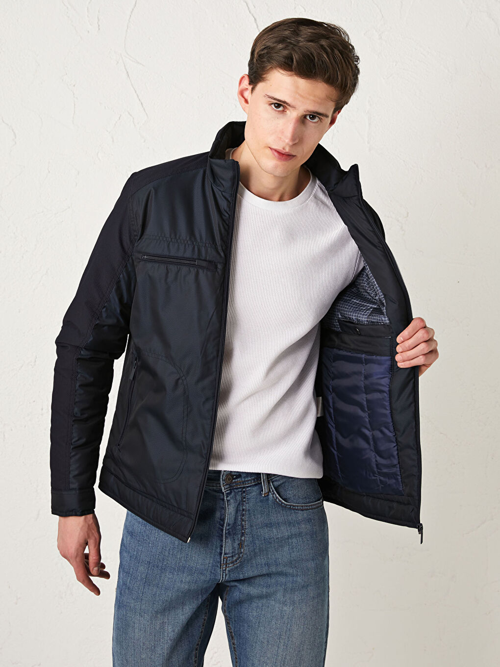 Lacivert Standart Kalıp Dik Yaka İnce Erkek Mont-4