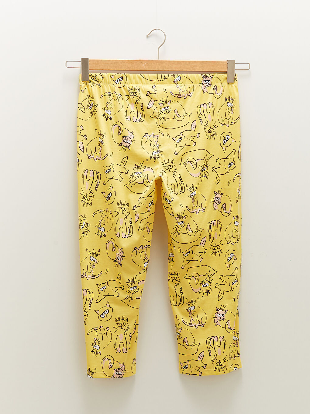 Beyaz Bisiklet Yaka Baskılı Kısa Kollu Pamuklu Kadın Pijama Takımı-6