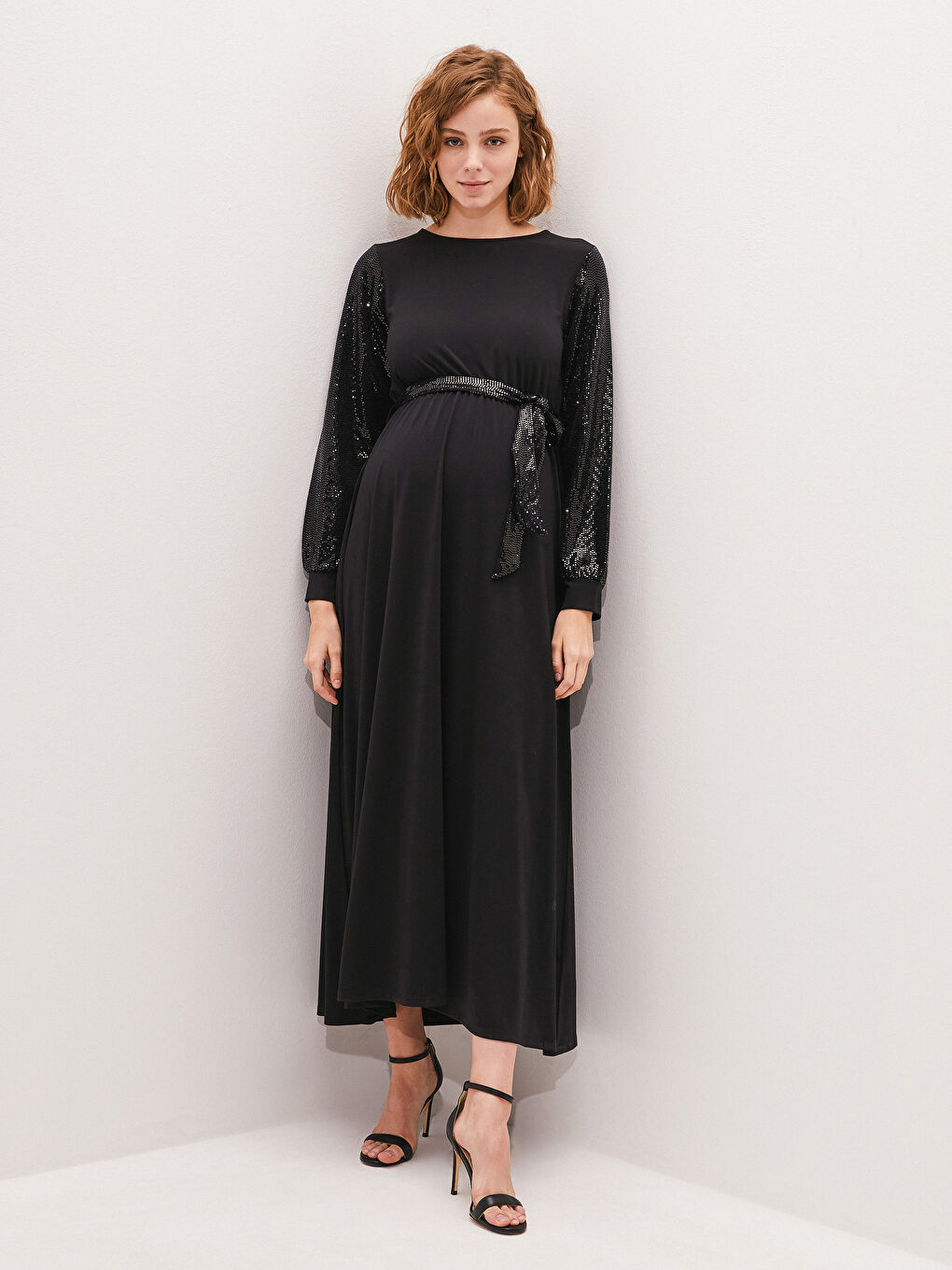 LCWAIKIKI Maternity Crew Neck Shiny Sequin Detailed Long Sleeve Maternity Dress -S1GU62Z8-CVL