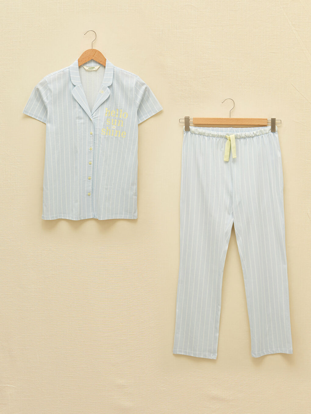 Collared Neck Printed Short Sleeve Women's Pyjama Set-5