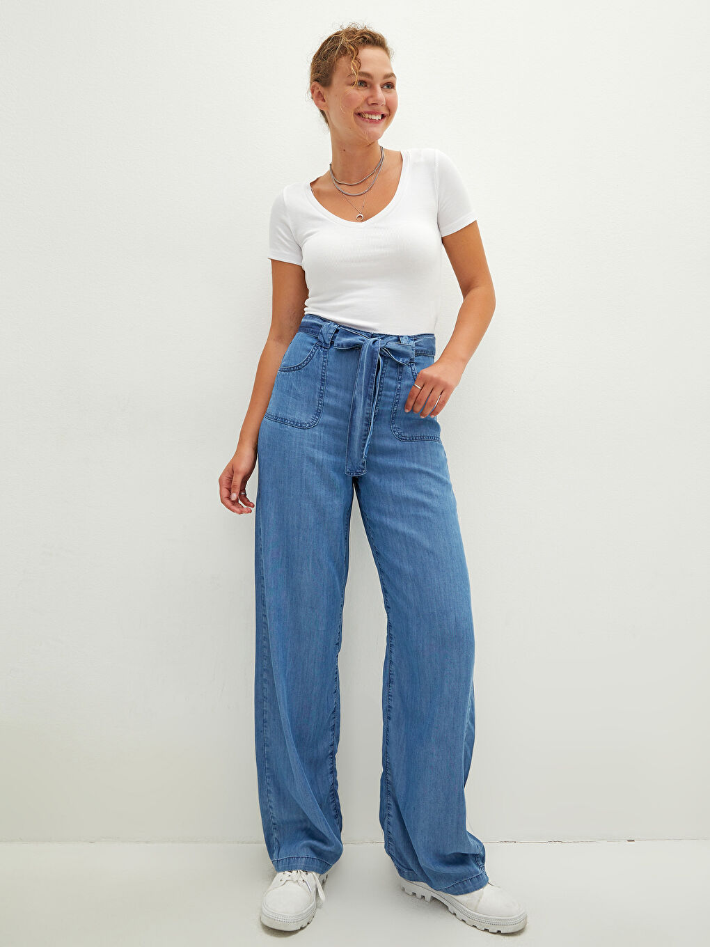 İndigo Yüksek Bel Wideleg Cep Detaylı Kadın Rodeo Jean Pantolon-1