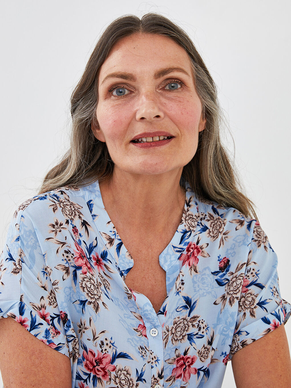 Turtle Neck Floral Printed Short Sleeve Viscose Women Shirt-1