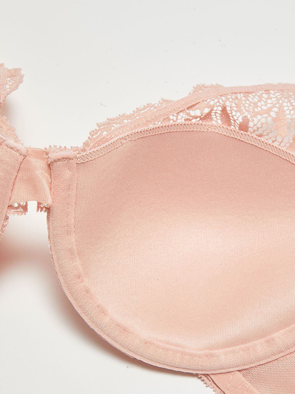 Soutien-gorge T-shirt en dentelle câblé non rembourré-2