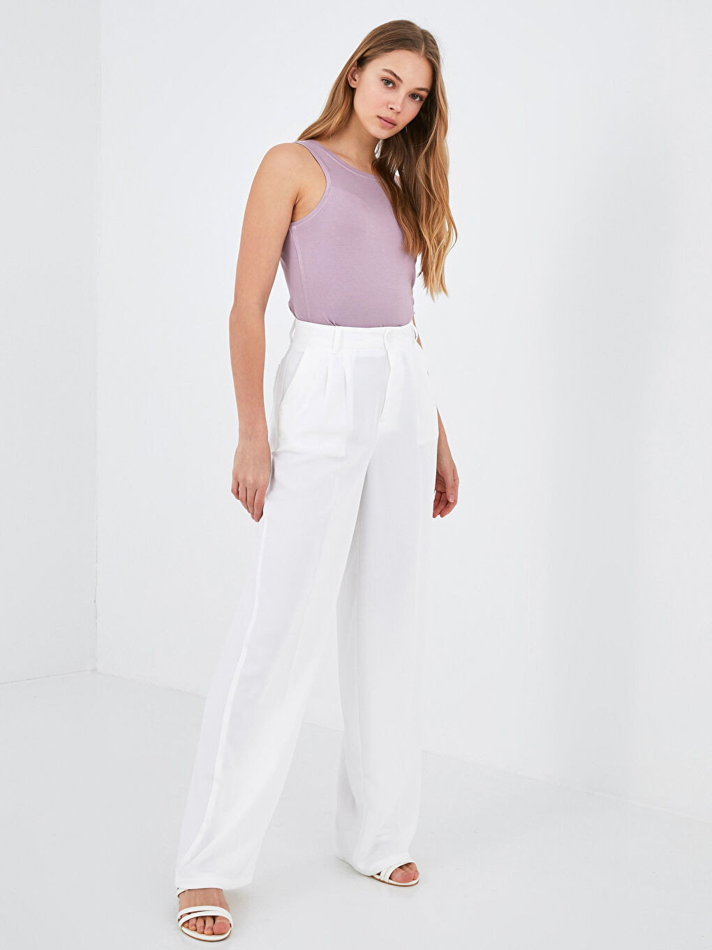 Wide Fit Pocket Detailed Wide Leg Gabardine Fabric Women's Trousers-9