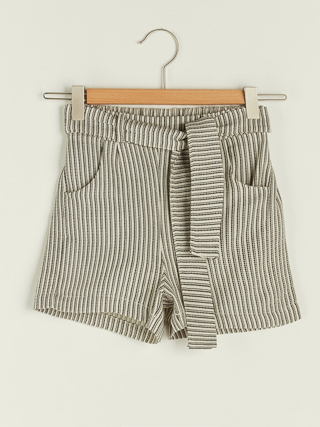 Elastic Waist Striped Dobby Girl Shorts -S1H394Z4-LEG