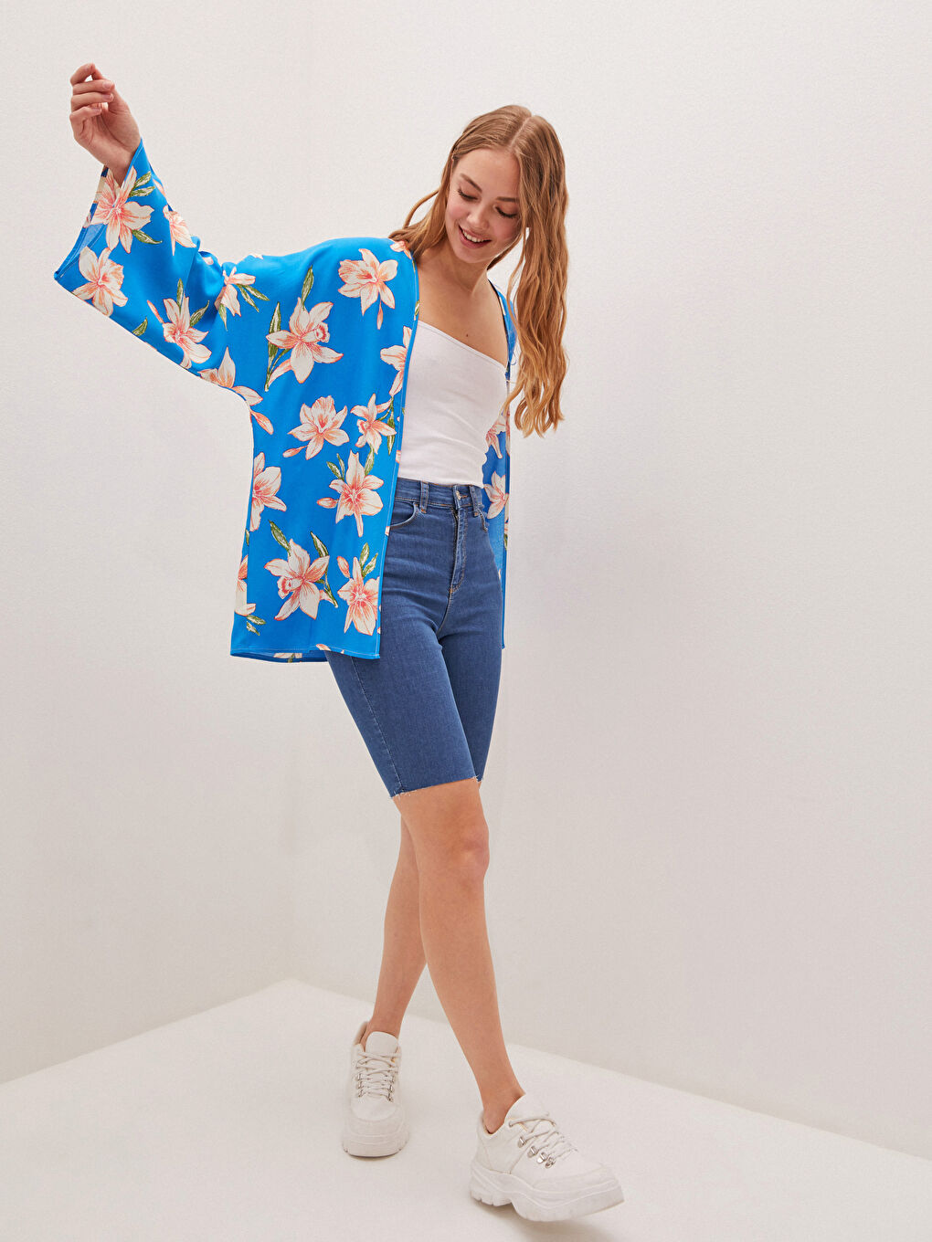 Kimono en Viscose à Manches Larges Imprimé Floral pour Femmes-2
