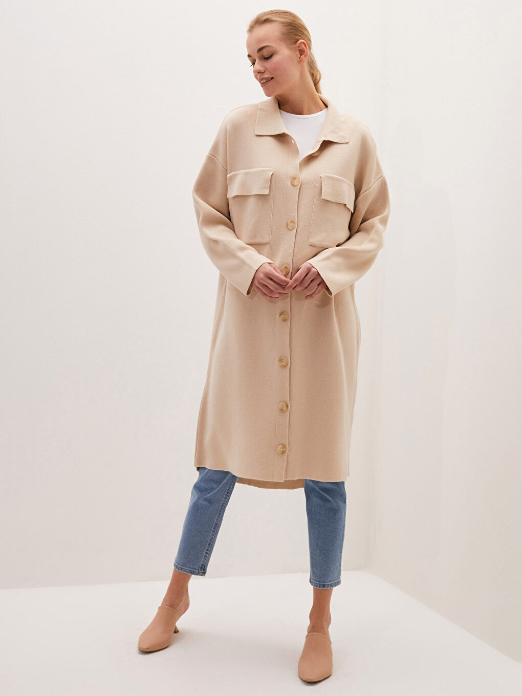 Bej Gömlek Yaka Cep Detaylı Uzun Kollu Kadın Triko Hırka-2