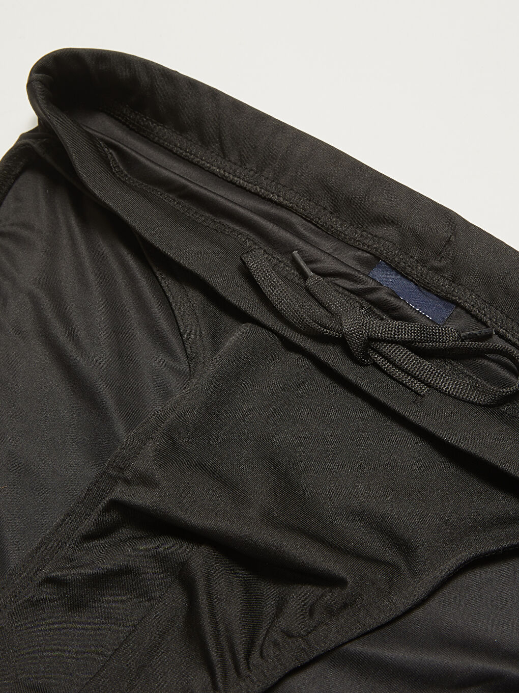 Siyah Kısa Boy Esnek Kumaştan Erkek Slip Mayo-3