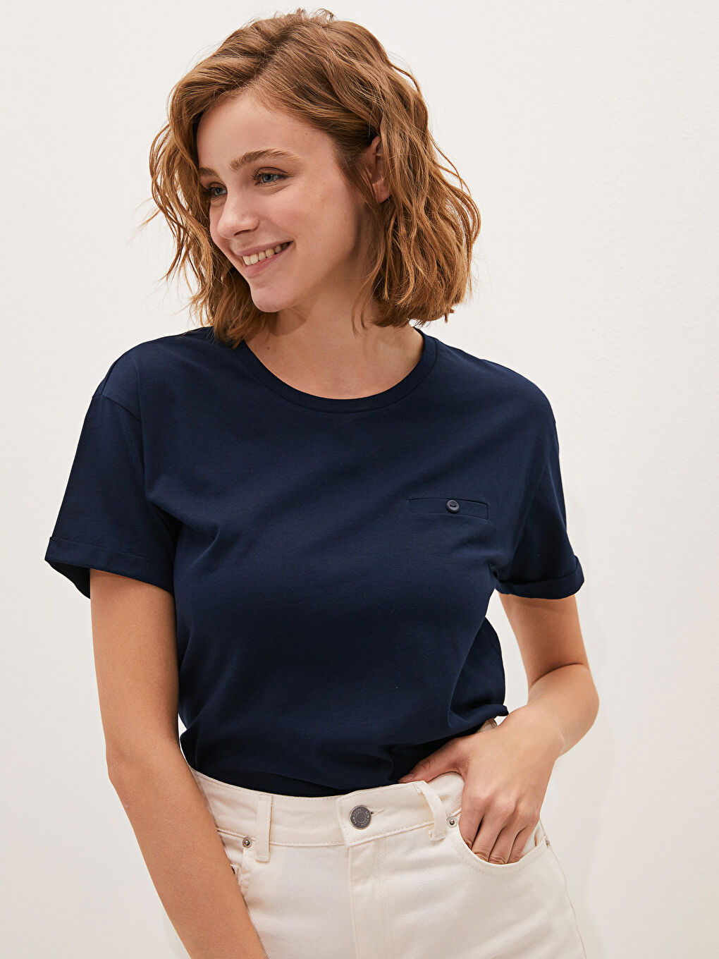 Lacivert Bisiklet Yaka Düz Kısa Kollu Pamuklu Kadın Tişört-3